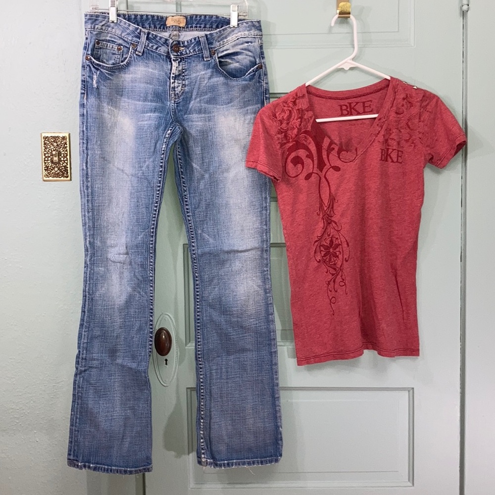 BKE Jeans Straight Leg 31 and BKE Tee